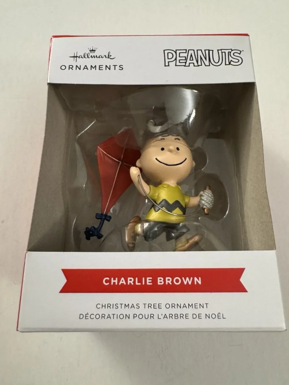 Hallmark Peanuts Charlie Brown Flying Kite Christmas Tree Ornament New BV11